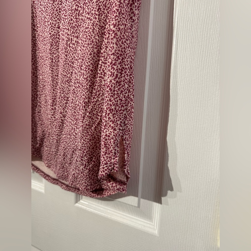 Athleta Leopard Print Pink Sleeveless Muscle Tee (XS) - Picture 5 of 16